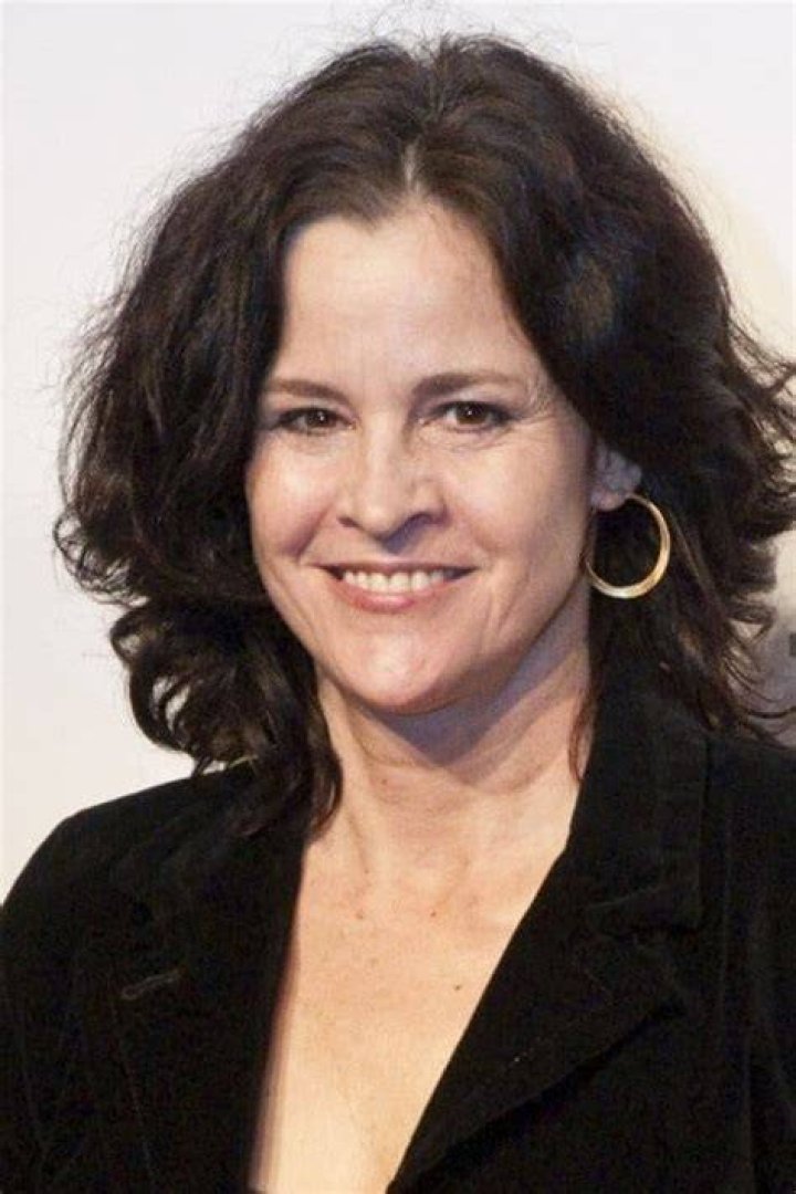 Who is Ally Sheedy: Biography, Net Worth & More