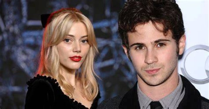 Who is Grace Van Dien dating?
