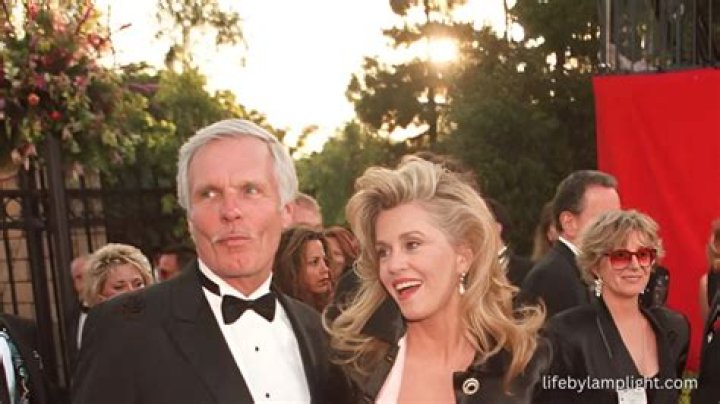 Who is Julia Gale Nye, Age, Children, Parents, Net Worth, Divorce