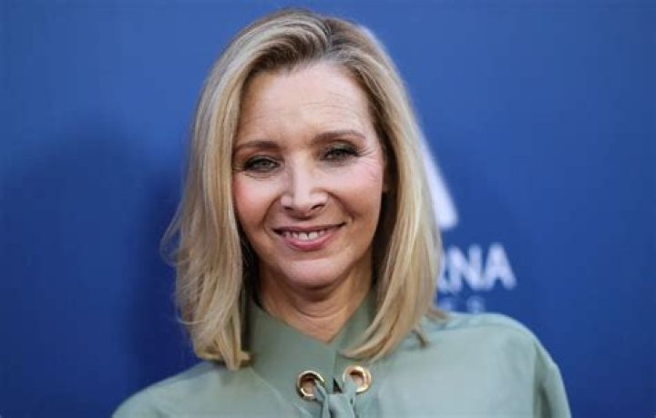 Who Is Lisa Kudrow?, Age, Height, Films, Awards, Family, Net Worth