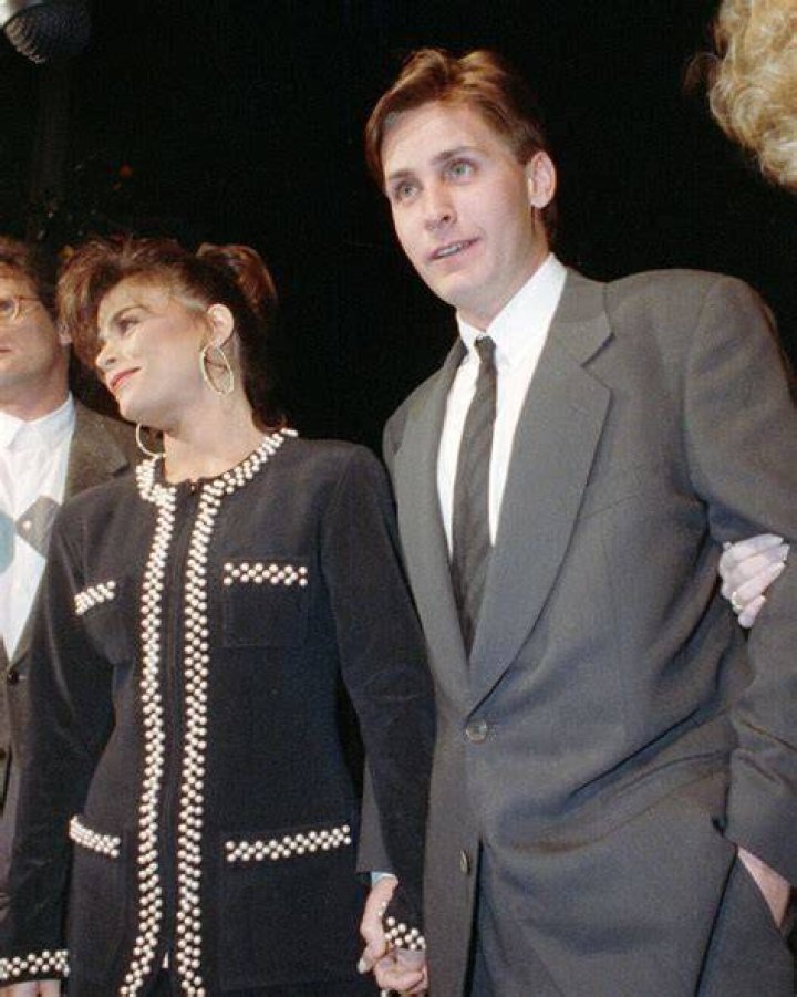 Who is Paula Abdul’s First Husband, Emilio Estevez?