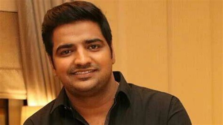Who Is Sathish Muthukrishnan? Biography, Age, Career, Net Worth, Height, Relationship & More