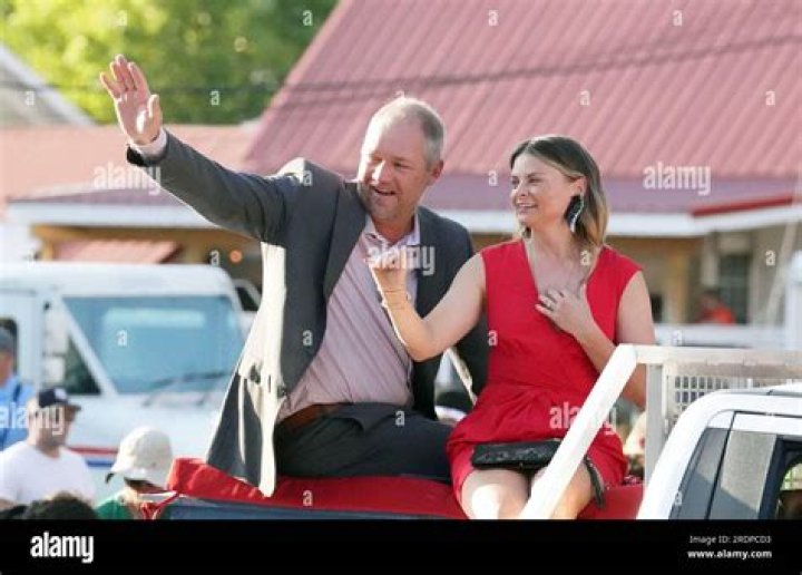 Who Is Scott Rolen Wife?