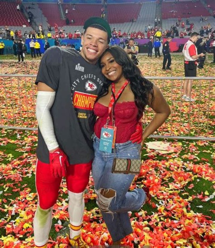 Who Is Skyy Moore's Girlfriend?