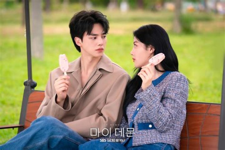 Who is Song Kang Dating? Are Song Kang and Kim Yoo Jung Dating in Real Life?