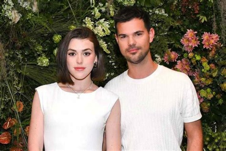 Who Is Tay Martin? His Age Wiki Girlfriend Parents & Salary Details Explored