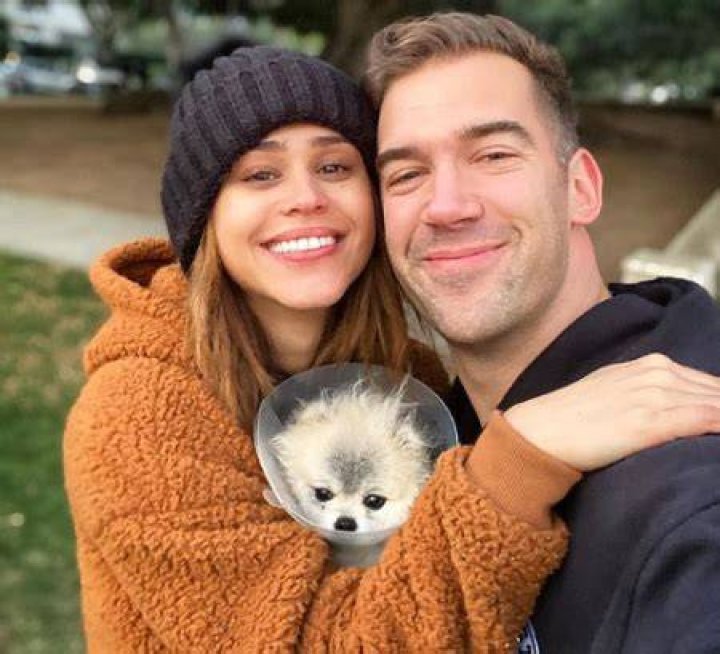 Who is Yanet Garcia dating?