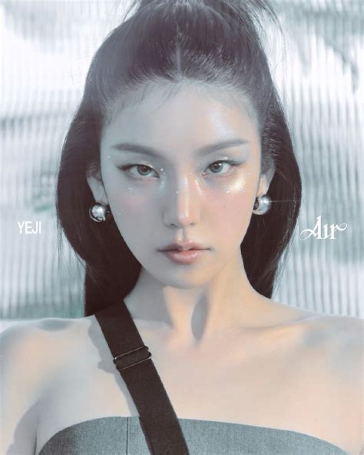 Yeji (Singer) Wikipedia, Bio, Age, Height, Weight, Boyfriend, Net Worth, Family, Career, Facts