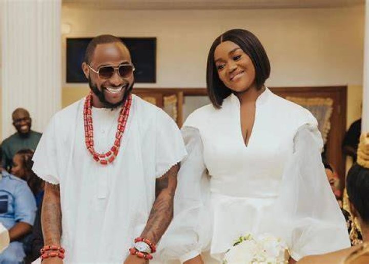 “You Both Look Like Siblings” – Fans React To Davido And Eniola Badmus’ New Photo
