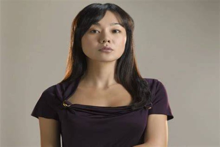 Yunjin Kim Bio, Parents, Husband, Children, Siblings, Net Worth