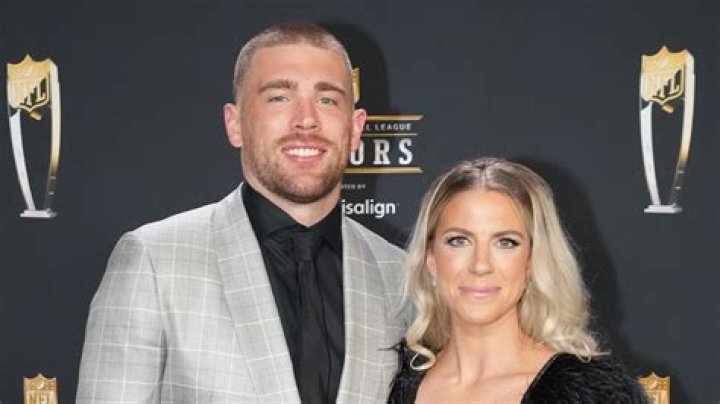 Zach Ertz Bio, Age, Height, Career, Net Worth, Family & More