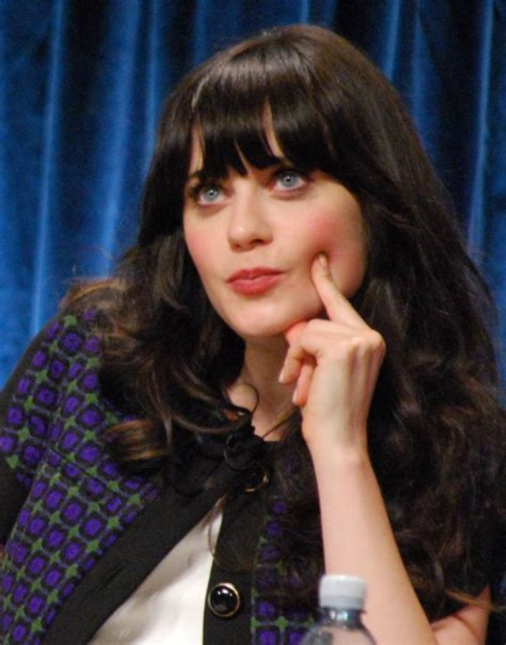 Zooey Deschanel Age, Height, Weight